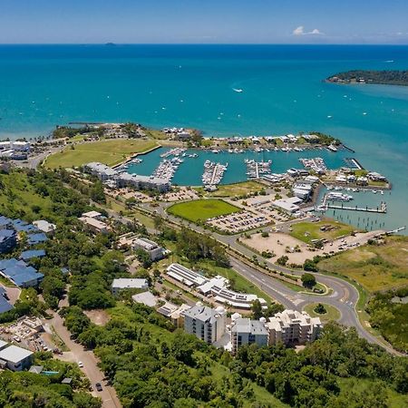 Whitsunday Blue Penthouse With The Best Views In Airlie Beachアパートメント エクステリア 写真