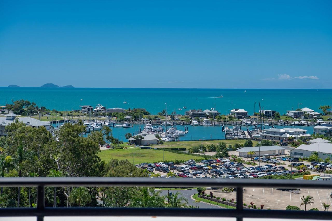 Whitsunday Blue Penthouse With The Best Views In Airlie Beachアパートメント エクステリア 写真